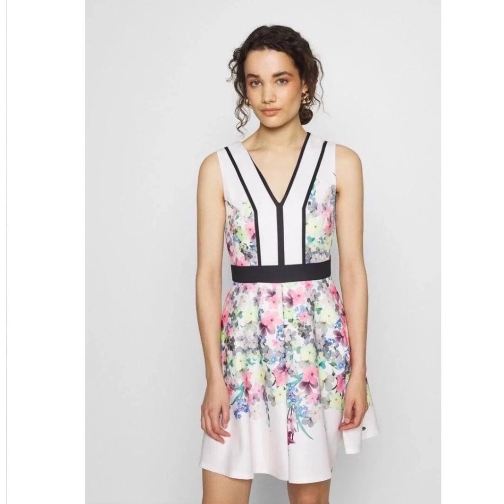 Ted Baker London Floral V-Neck Fit and Flare Spring Cocktail Dress White Sz US 8